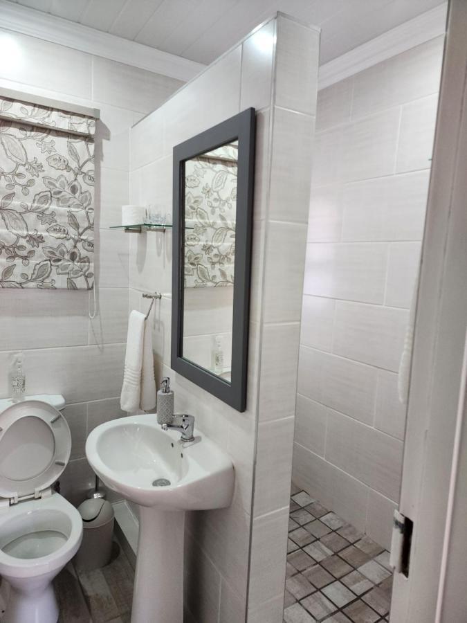 Schnehage Self Catering Apartamento Bloemfontein Exterior foto